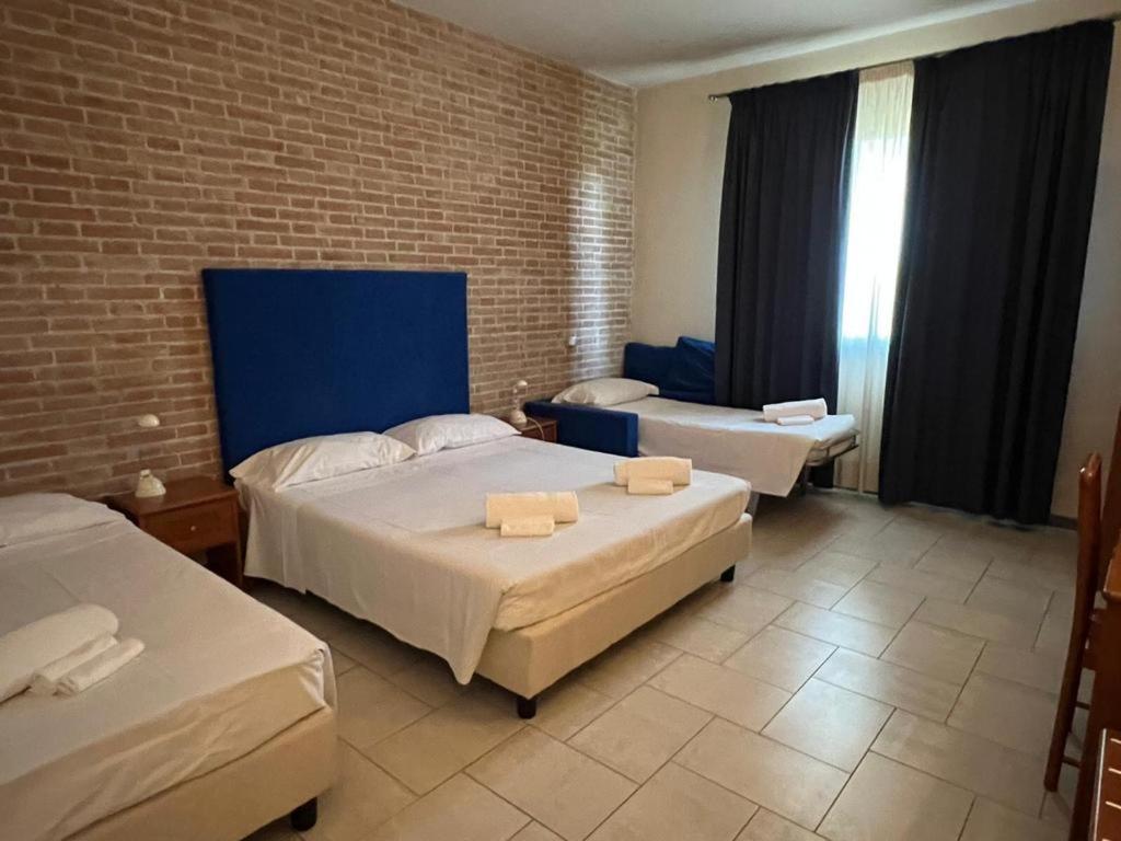Hotel Adriatico Borgo Fosso Ghiaia Esterno foto