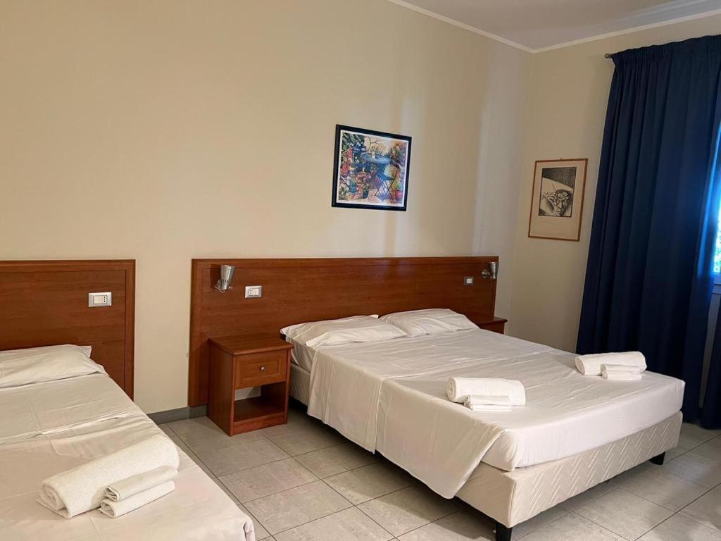 Hotel Adriatico Borgo Fosso Ghiaia Esterno foto