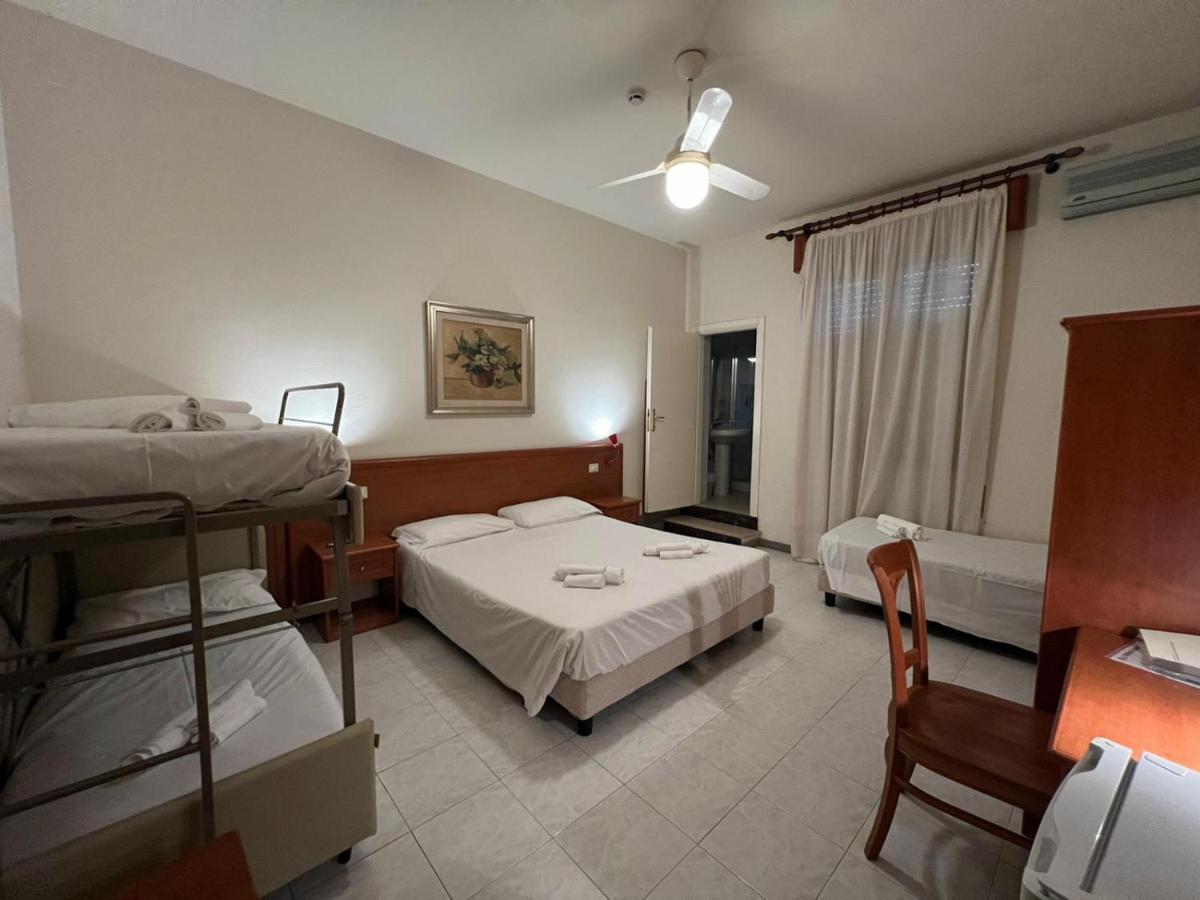 Hotel Adriatico Borgo Fosso Ghiaia Esterno foto