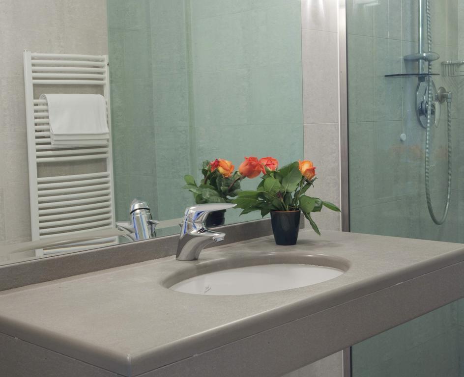 Hotel Adriatico Borgo Fosso Ghiaia Esterno foto